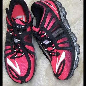 Brooks Pure Flow running sneakers size 8.5
